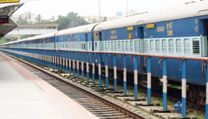Railways extends services of weekly special train